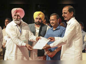 Chandigarh: Telangana CM KC Rao, Delhi CM Arvind Kejriwal and Punjab CM Bhagwant...