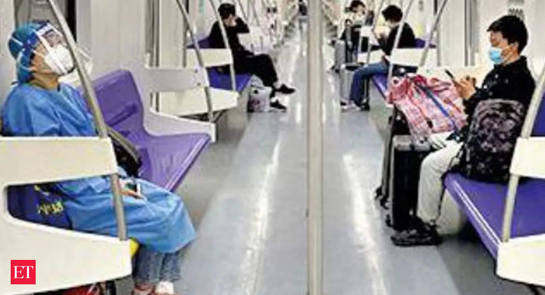 Shanghai partly resumes public transport in patchy reopening