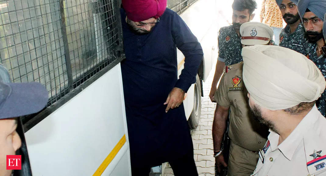 Congress leader Navjot Singh Sidhu taken to Patiala hospital from jail for medical tests