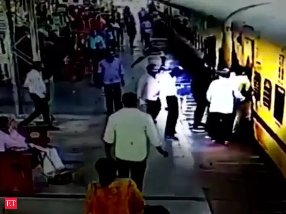 rpf: Watch: RPF personnel saves elderly man falling from moving train ...