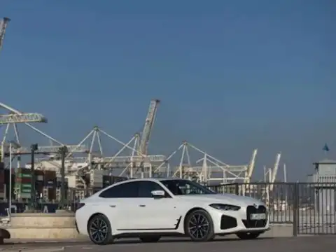 0 to 100 km/hr in 5.7 sec