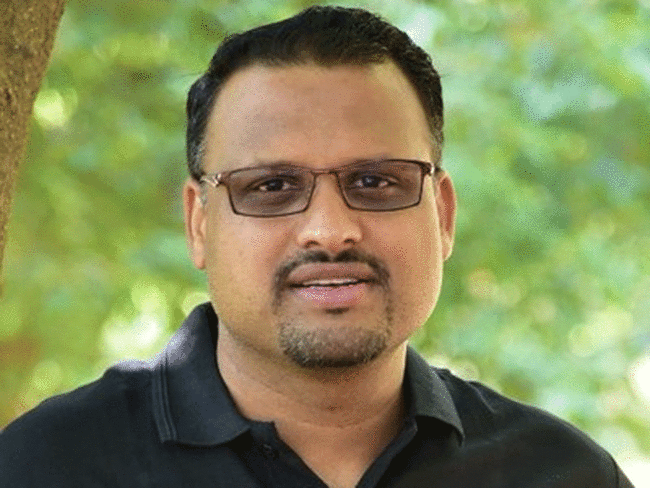 Invact CEO Manish Maheshwari
