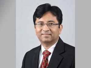 Investors should wait for clarity on international funds, says Rajeev Thakkar of PPFAS MF