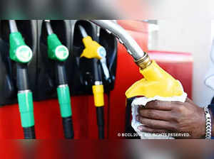 Fuel dealers to lose lakhs after excise duty cut