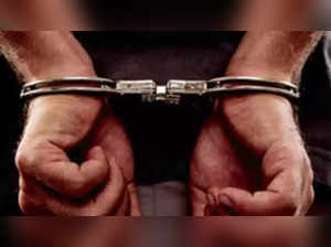 Mumbai: 6 thieves held in 1 day by railway police force