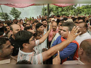 Samba: J&K BJP President Ravinder Raina interacts with members of Teachers' Asso...