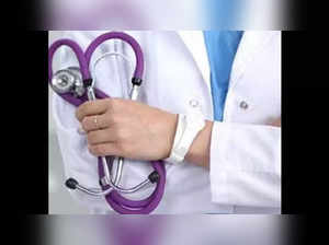Telangana: High-level panel over medical admission row