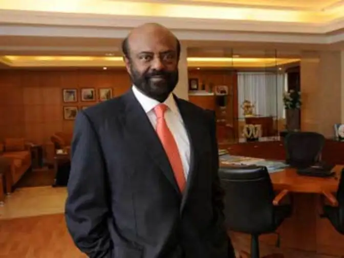 shiv-nadar-controlled-hcl-may-buy-out-stake-in-dlf-pramerica-life