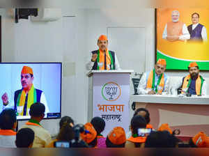 Mumbai: BJP leader Devendra Fadnavis addresses party leaders as BJP National Gen...
