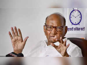 Senior Congress leader Mallikarjun Kharge met Sharad Pawar last Thursday, with a message from party chief Sonia Gandhi. The two leaders met in Mumbai.