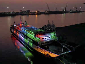 Ro-Pax-ferry-pti1