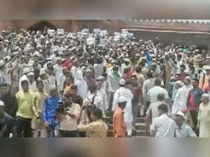 Massive protest outside Delhi's Jama Masjid over remarks against Prophet