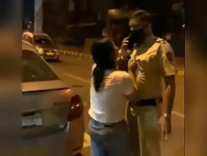 police officer: Drunk girl abuses police officer, video goes viral on