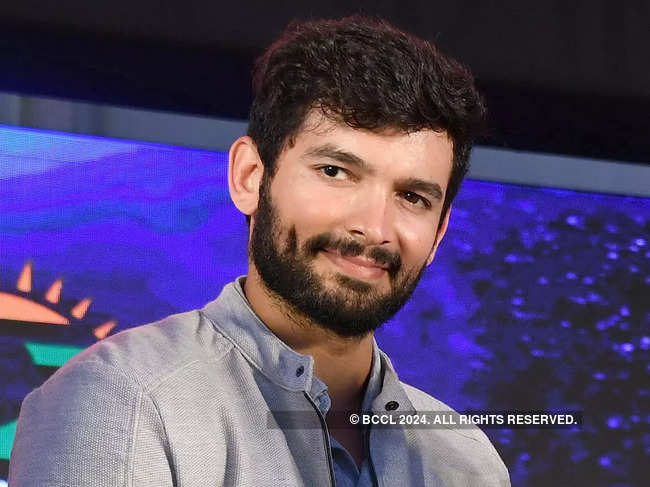 Diganth​ had sustained a sports injury in Goa two days back and was being treated at Manipal Hospital, Goa.​