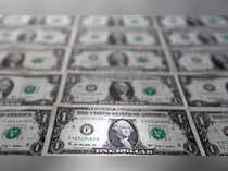 Dollar languishes amid lower U.S. yields as recession fears mount