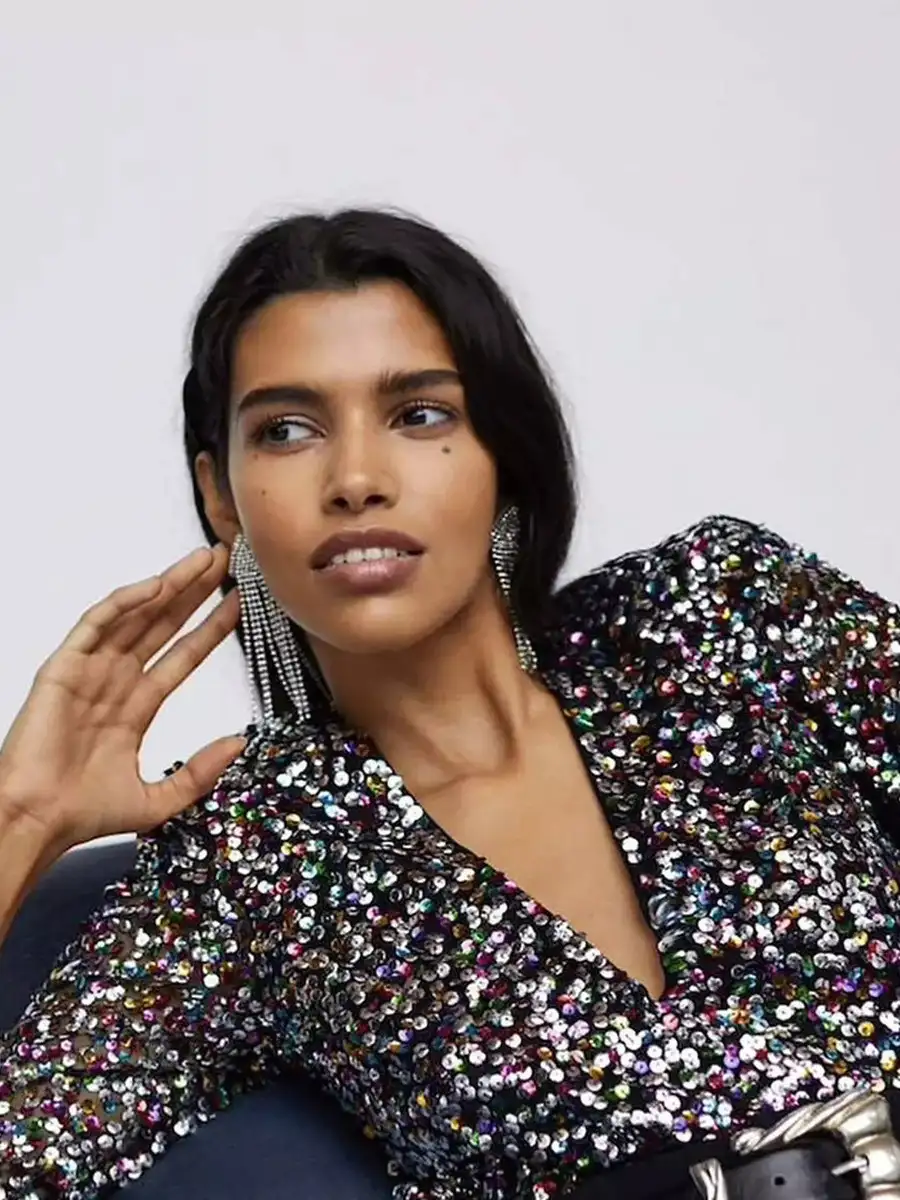 Pooja Mor sets hearts racing in a glamorous photoshoot | TOIPhotogallery