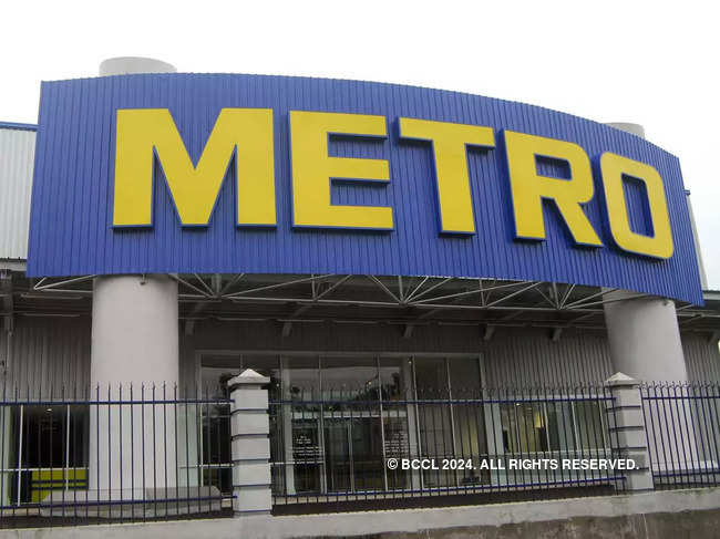 Metro AG reviewing cash & carry business in India