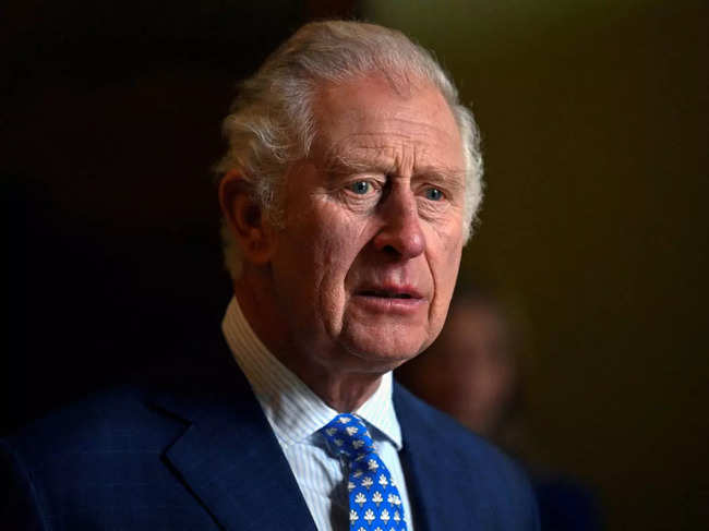 ​The three lots, which reportedly totalled 3 million euro​, were handed to Prince Charles personally between 2011 and 2015. ​