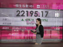 Asia stocks edge down after Wall Street falls; oil rises