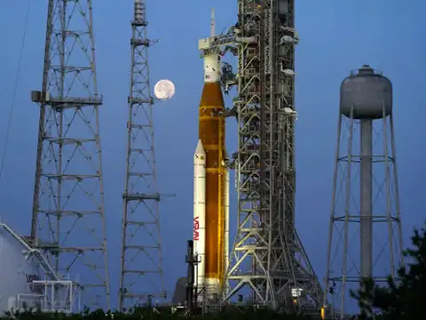 ​US to be back on the moon