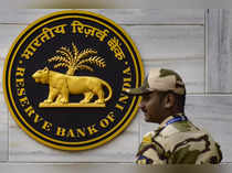 Private sector banks aggressively lend to MSMEs, according to RBI's latest FSR