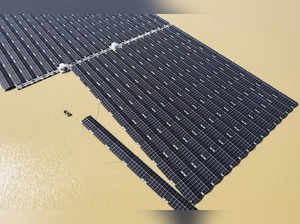 Floating photovoltaic power plant