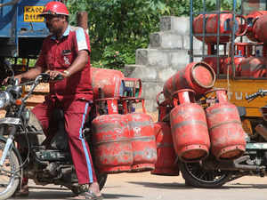 Oil ministry to push for ?44,000 crore compensation to offset LPG losses