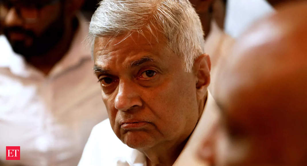 Protesters break into home of Sri Lankan primary minister Ranil Wickremesinghe, established it on fireplace