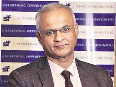 Volatility will remain till FIIs turn positive on Indian market: Sunil Subramaniam