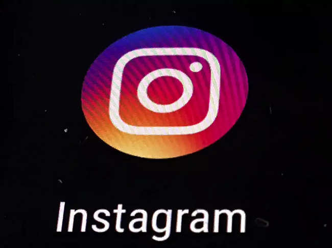 Instagram enables in-chat purchases