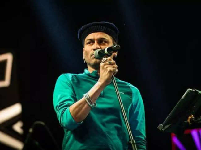 Zubeen Garg Injury: Singer Zubeen Garg rushed to hospital after collapsing,  sustains head injury - The Economic Times