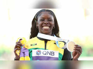 Shericka Jackson edges Shelly-Ann Fraser-Pryce to win world 200m gold