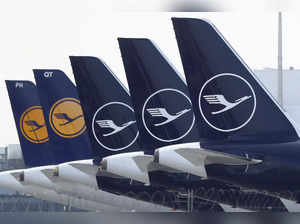 German strike forces Lufthansa to cancel hundreds of flights