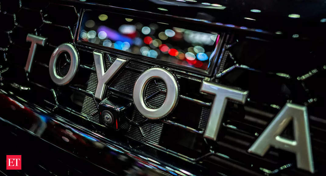 Toyota Motor Corp: Toyota merencanakan investasi $1,8 miliar untuk membangun kendaraan listrik di Indonesia