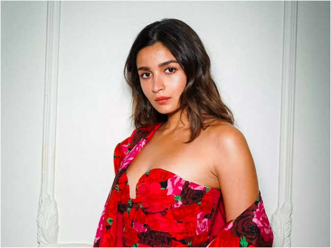 A​midst all the chaos, Alia Bhatt​'s focus is mostly on 'health, happiness and balance'. ​