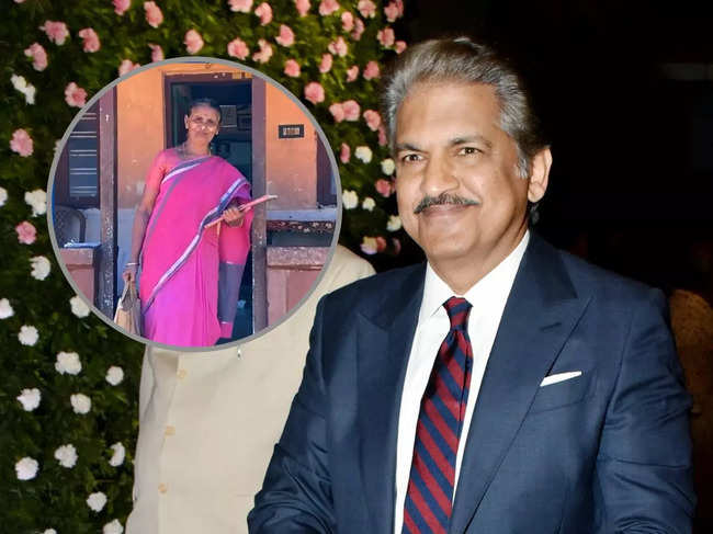​Anand Mahindra said that Radhamani's dedication to reading stands out in today’s device-dominated world.​