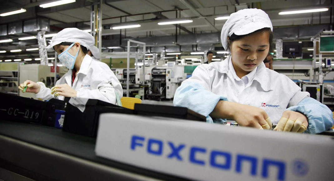 Foxconn News: Foxconn expands its Tamil Nadu factory as Apple's business  gains - The Economic Times