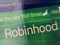 Robinhood posts 44% slump in revenue, slashes headcount by 23%