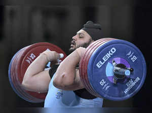 Gurdeep Singh in action during the men’s +109 kg weightlifting at CWG