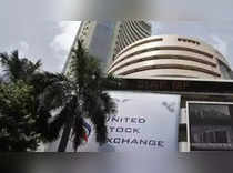 Sensex snaps 6-day gaining streak, ends 52 pts lower; Nifty holds 17,350