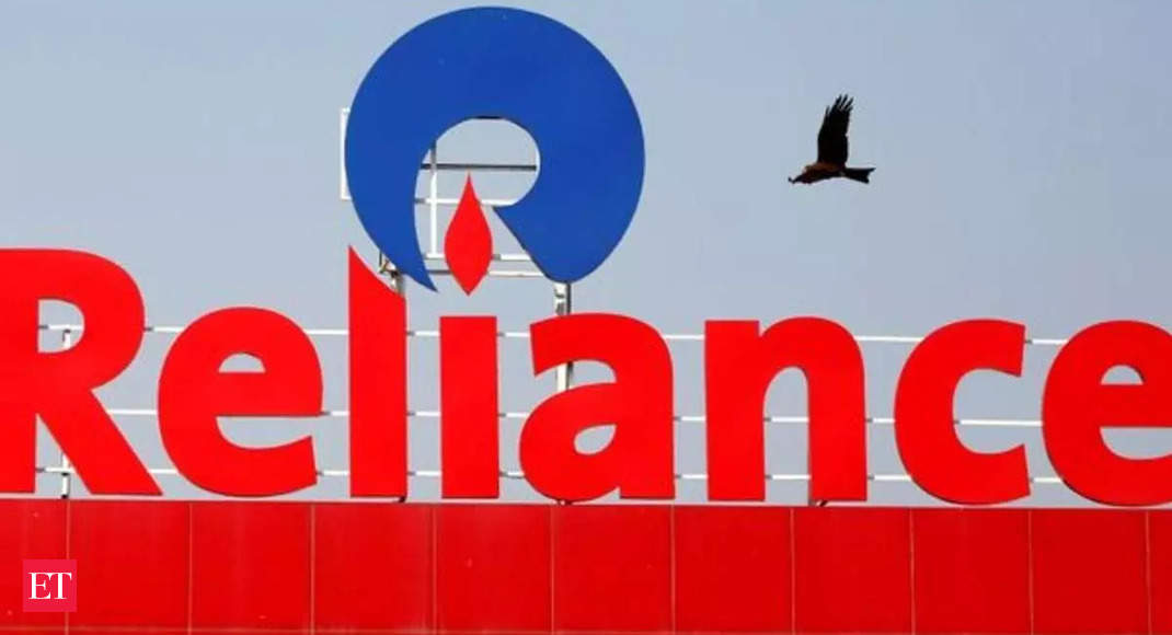 How much Reliance Retail spent last fiscal