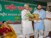 Nitish Quits NDA, Joins Hands with RJD to form Govt