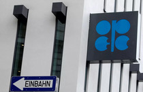 OPEC, in contrast to IEA, sees lower 2022 oil demand growth
