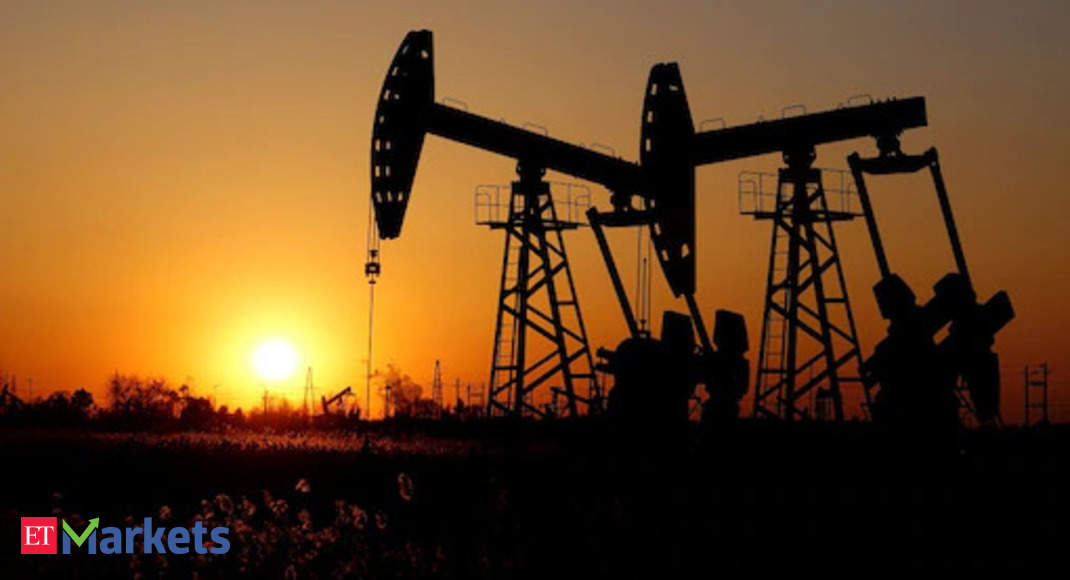 Oil prices fall as recessionary worries weigh on demand outlook