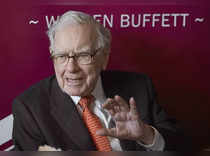 Buffett's Berkshire boosts Ally, Activision holdings; sheds Verizon