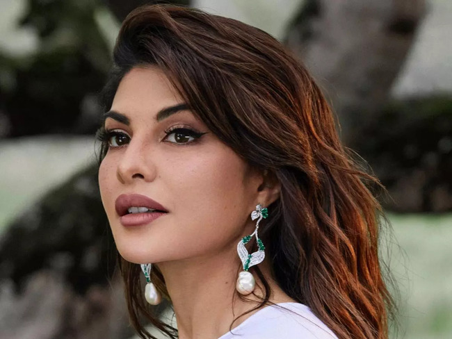 jacqueline fernandez: ED files prosecution complaint against Jacqueline Fernandez, names her as an acccused in Rs 200 cr money-laundering case - The Economic Times