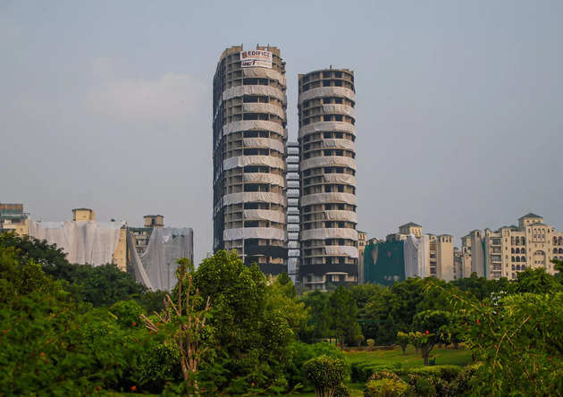 Noida Twin Towers News LIVE Updates: Twin Towers demolition to start at 2.30 pm on Aug 28; Three months to clean debris