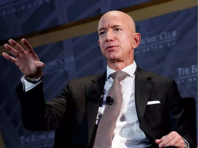 Jeff Bezos's first ever Amazon job listing picture goes viral