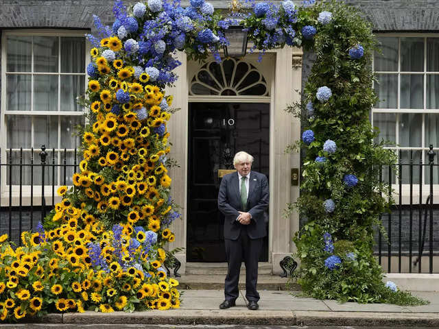 ​Boris Johnson with Ukraine