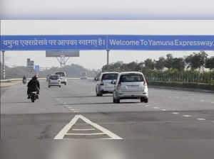 Drivers' journey on Yamuna Expressway became expensive.